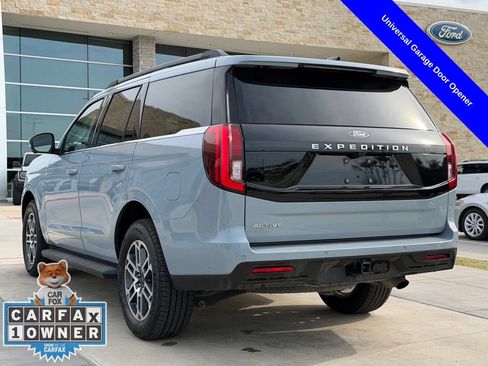 Used 2025 Ford Expedition Active AWD/4WD image 11