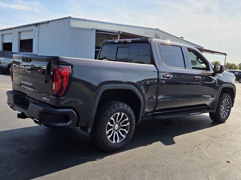 Used 2023 GMC Sierra 1500 AT4 w/ AT4 Premium Package AWD/4WD image 5