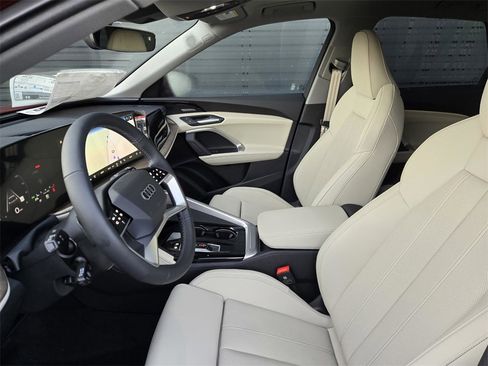 New 2025 Audi Q5 2.0T Premium Plus image 26