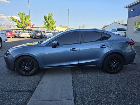 Used 2015 MAZDA MAZDA3 i Sport FWD image 4