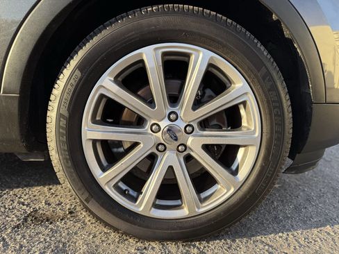 Used 2016 Ford Explorer Limited image 28