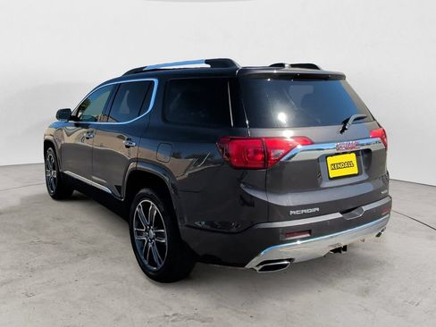 Used 2019 GMC Acadia Denali w/ Technology Package AWD/4WD image 3