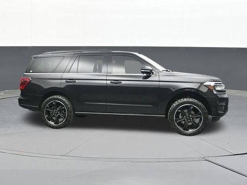 Used 2024 Ford Expedition Limited AWD/4WD image 19