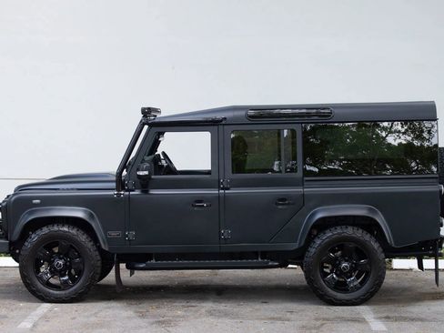 Used 1992 Land Rover Defender 110 image 9