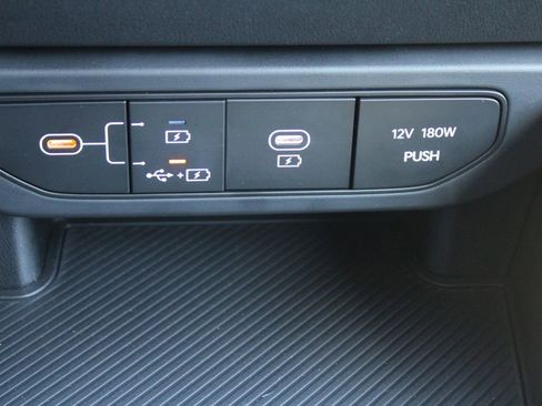 New 2025 Kia K4 LXS image 36