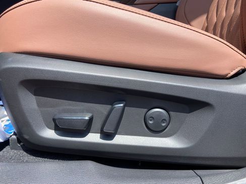 New 2026 Mitsubishi Outlander SEL image 11