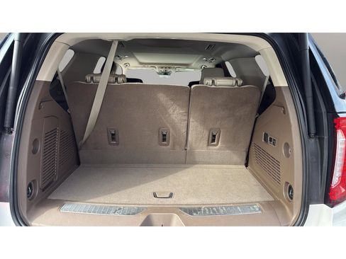 Used 2021 GMC Yukon Denali w/ Advanced Technology Package image 20