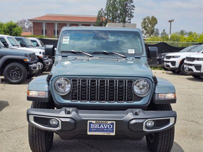 New 2026 Jeep Gladiator Sport