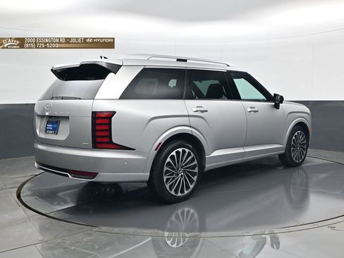 Certified 2026 Hyundai Palisade Calligraphy AWD/4WD image 5