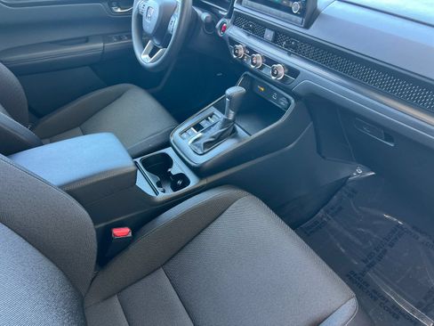 Used 2025 Honda CR-V LX image 16