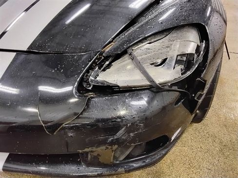 Used 2005 Chevrolet Corvette Coupe w/ Preferred Equipment Group image 15