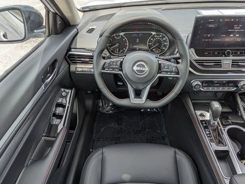 New 2025 Nissan Altima 2.5 SR w/ SR Premium Package image 16