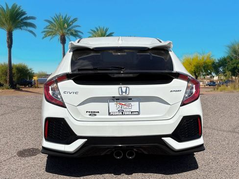 Used 2018 Honda Civic Sport image 4