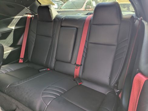 Used 2019 Dodge Challenger SRT Hellcat image 10