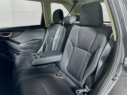 Used 2021 Subaru Forester Premium image 21