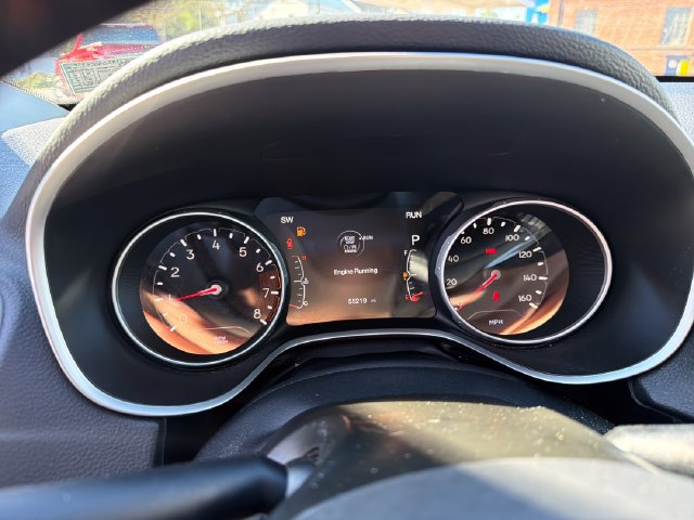 Used 2019 Jeep Compass Latitude w/ Popular Equipment Group AWD/4WD image 12