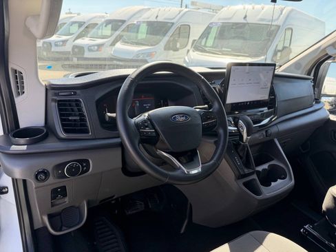 Used 2026 Ford Transit 350 XLT RWD image 11