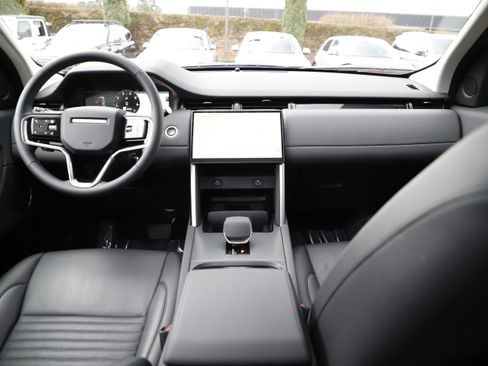 Certified 2025 Land Rover Discovery Sport S image 16