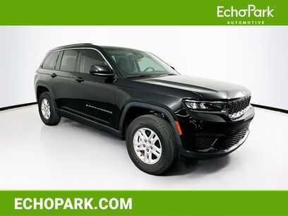 Used 2022 Jeep Grand Cherokee Laredo w/ Luxury Tech Group I