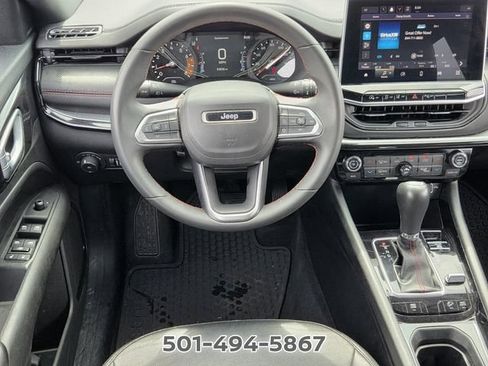 Used 2024 Jeep Compass Trailhawk AWD/4WD image 11