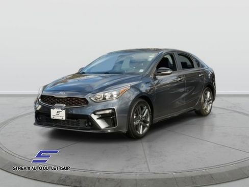 Used 2020 Kia Forte GT-Line w/ GT-Line Premium Package image 3