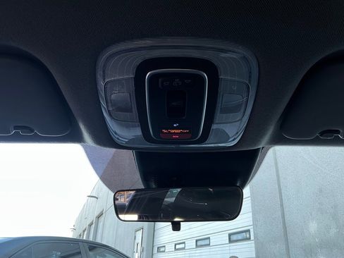 Used 2025 Hyundai Elantra SEL image 15