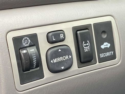 Used 2008 Toyota Corolla S image 26