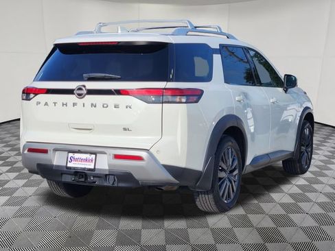 Used 2022 Nissan Pathfinder SL w/ SL Premium Package FWD image 5