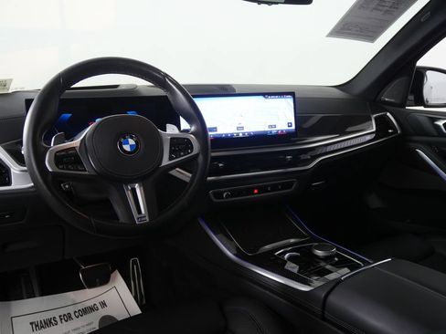 Certified 2025 BMW X5 M60i w/ Climate Comfort Package AWD/4WD image 18