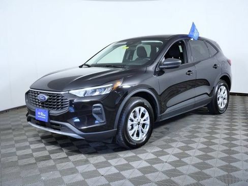 Certified 2025 Ford Escape Active AWD/4WD image 5