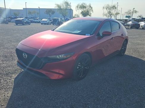 Used 2021 MAZDA MAZDA3 s FWD image 1
