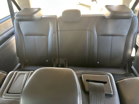 Used 2024 Ford Expedition Max XLT image 25