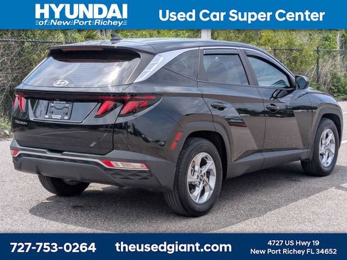 Used 2023 Hyundai Tucson SE FWD image 5