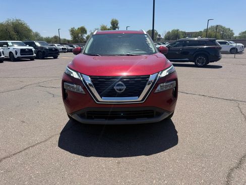 Certified 2023 Nissan Rogue SV w/ SV Premium B Package FWD image 2