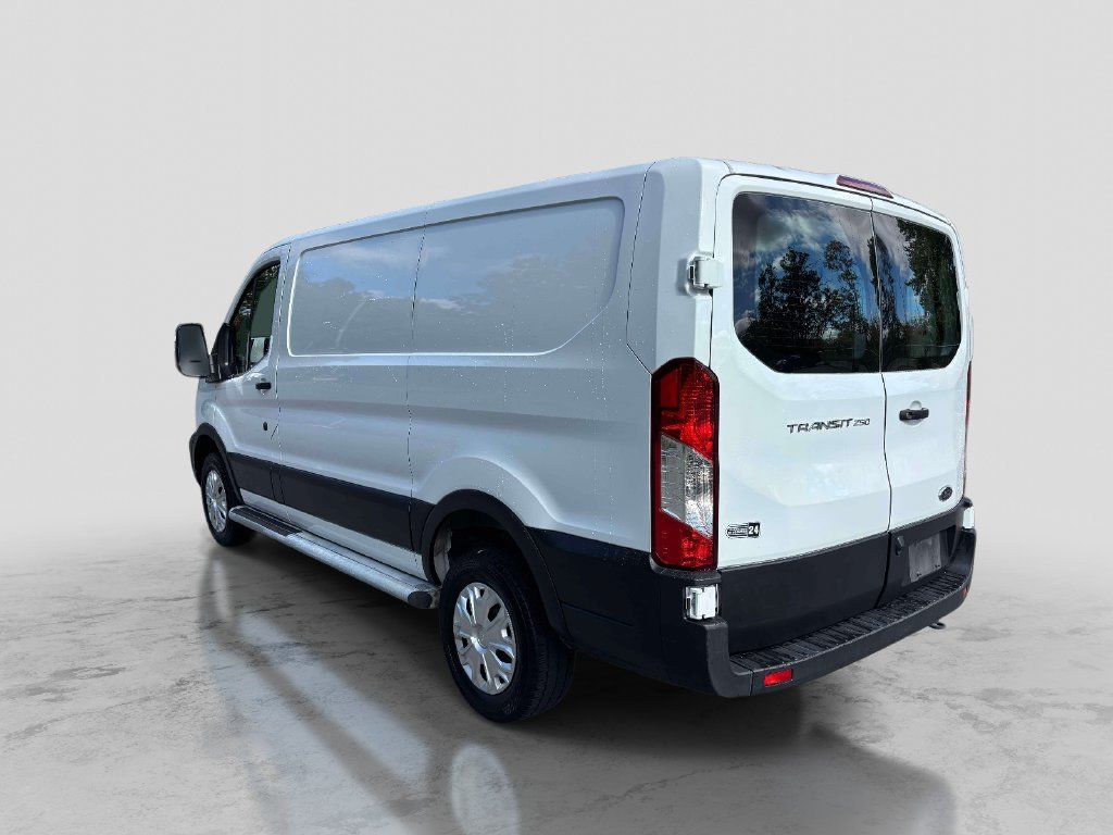 Used 2025 Ford Transit 250 Low Roof w/ Exterior Upgrade Package RWD image 3