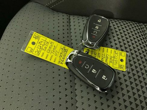 Used 2024 Chevrolet Trax LT w/ Driver Confidence Package FWD image 50