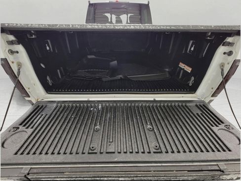 Used 2019 Ford F150 XLT w/ Equipment Group 302A Luxury image 16