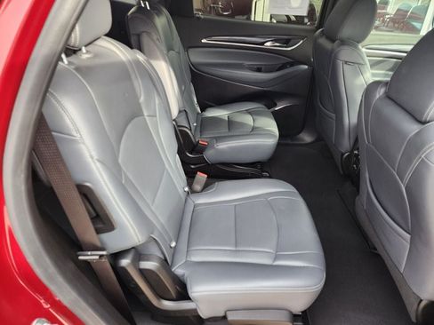 Used 2024 Buick Enclave Premium AWD/4WD image 17