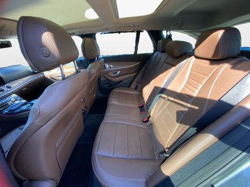 Used 2017 Mercedes-Benz E 400 4MATIC Wagon image 13