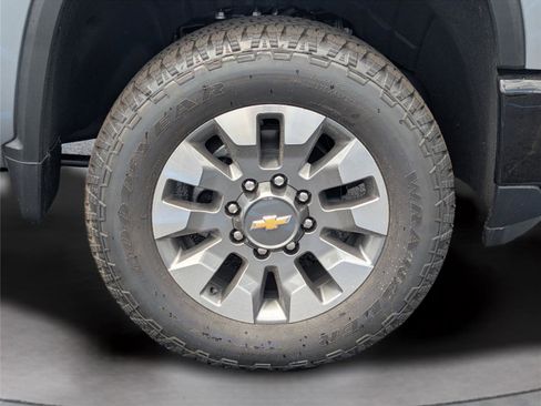New 2026 Chevrolet Silverado 2500 Custom w/ Custom Value Package AWD/4WD image 33