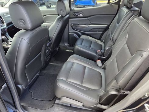 Certified 2019 GMC Acadia SLT AWD/4WD image 10