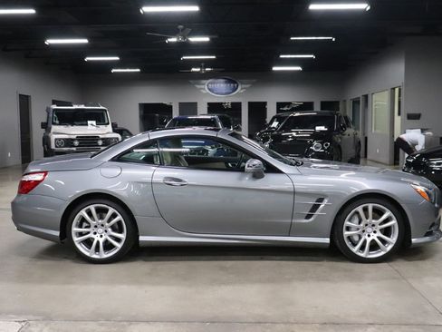 Used 2013 Mercedes-Benz SL 550 image 11