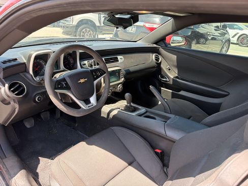 Used 2015 Chevrolet Camaro SS w/ SS Performance Package RWD image 6