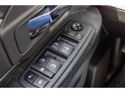 Used 2023 RAM 1500 Classic SLT w/ Electronics Group AWD/4WD image 28