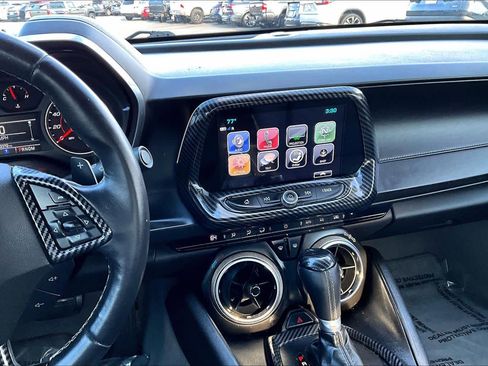 Used 2017 Chevrolet Camaro LT w/ RS Package image 7