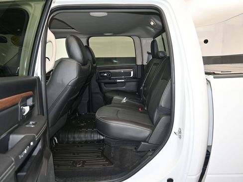 Used 2018 RAM 2500 Laramie w/ Sport Appearance Group AWD/4WD image 13