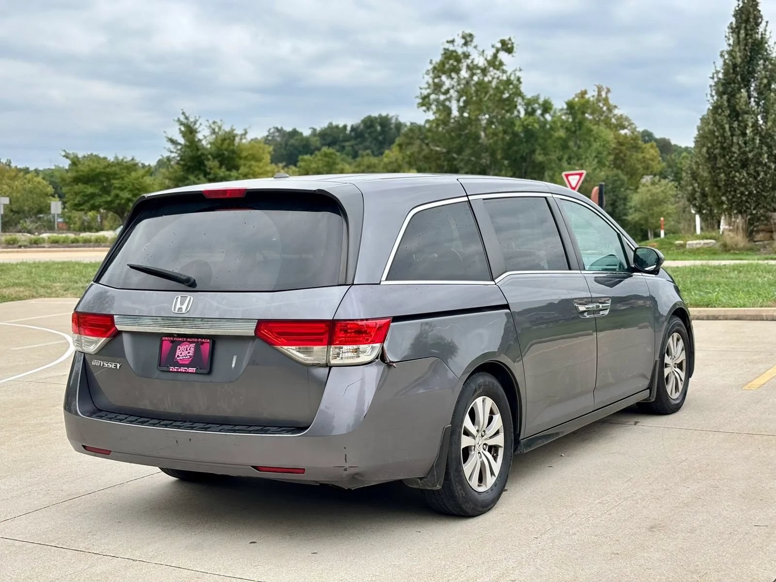 Used 2014 Honda Odyssey EX-L image 5