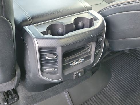 Used 2023 RAM 1500 Laramie AWD/4WD image 15