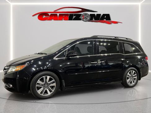 Used 2015 Honda Odyssey Touring image 2