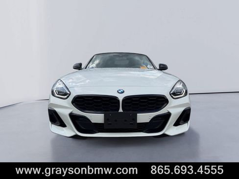 Used 2026 BMW Z4 M40i RWD image 8